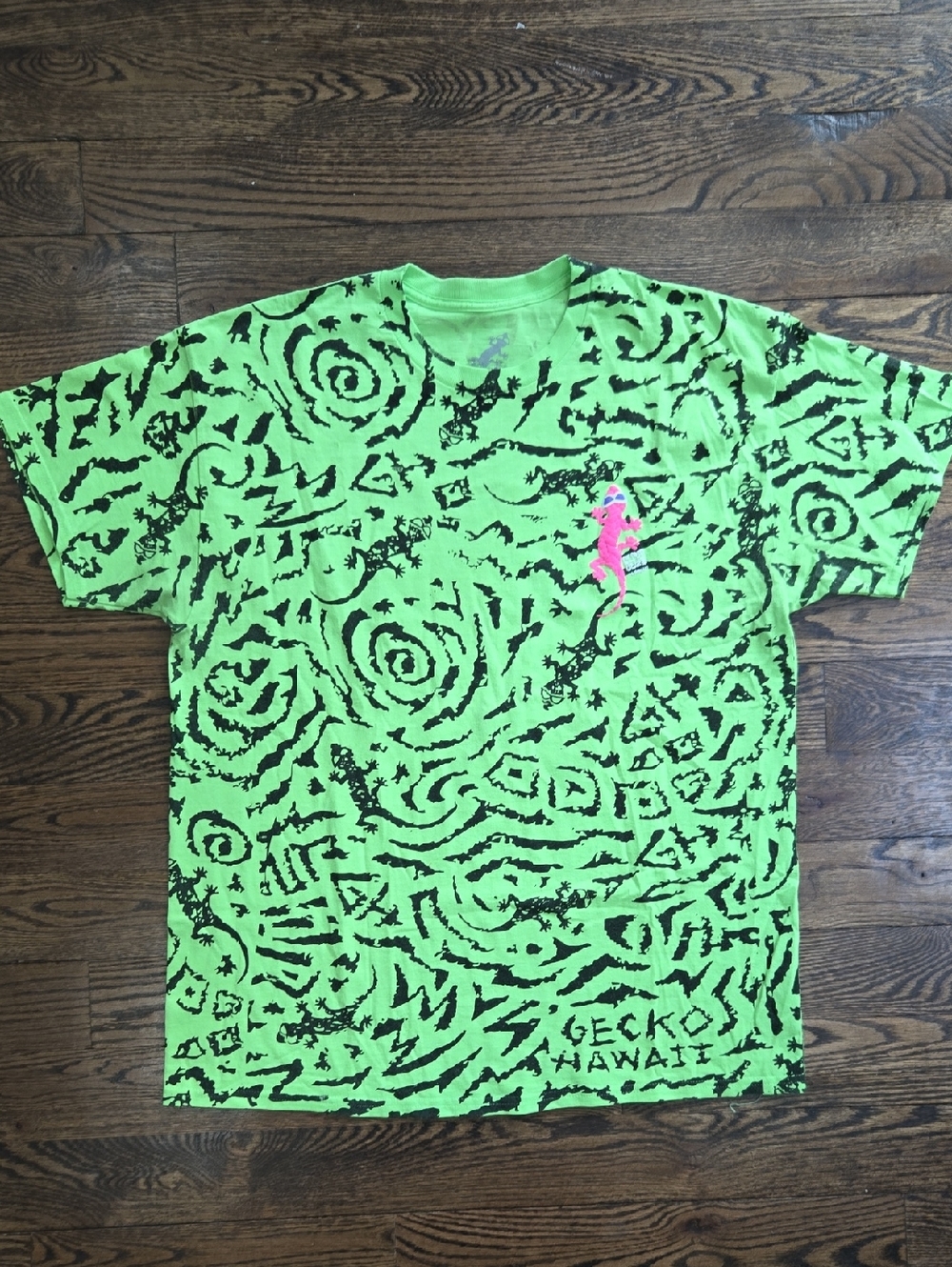 Gecko Hawaii Men's Neon Green Short Sleeve Graphic Tee - XL